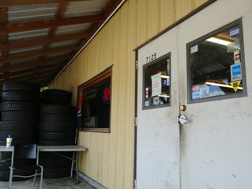 Tire Shop «Tire Capital», reviews and photos, 7125 US Hwy 98 N, Lakeland, FL 33809, USA