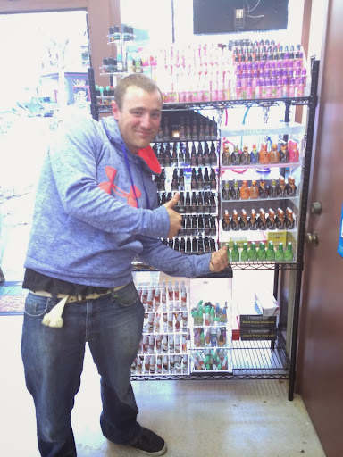 Tobacco Shop «ZIK SEATTLE SMOKE SHOP», reviews and photos, 419 Cedar St, Seattle, WA 98121, USA