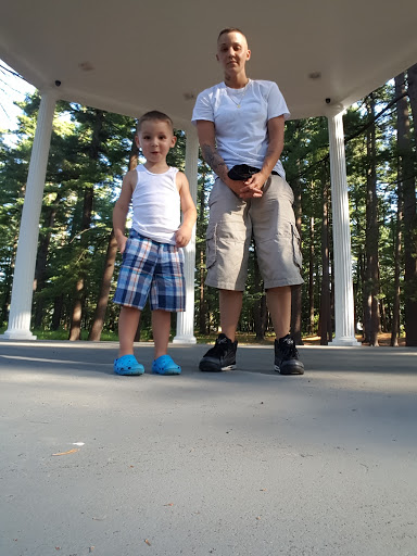 Golf Course «Amesbury Pines Disc Golf Course», reviews and photos, Highland St, Amesbury, MA 01913, USA