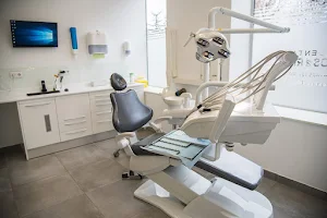 Centro Dental Palacios del Río - Dentista en Talavera image