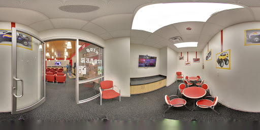 Toyota Dealer «Miller Toyota of Anaheim», reviews and photos, 1331 N Euclid St, Anaheim, CA 92801, USA