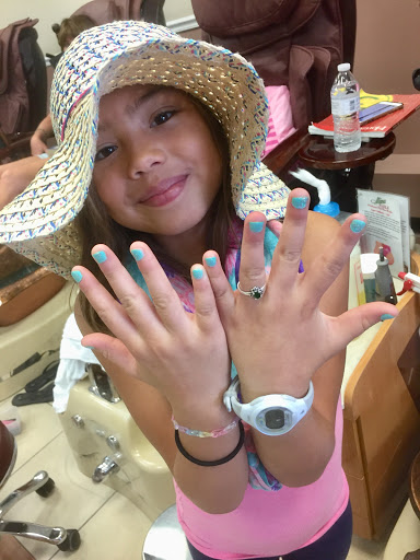 Nail Salon «Alina Nails Salon», reviews and photos, 17195 US-441, Mt Dora, FL 32757, USA