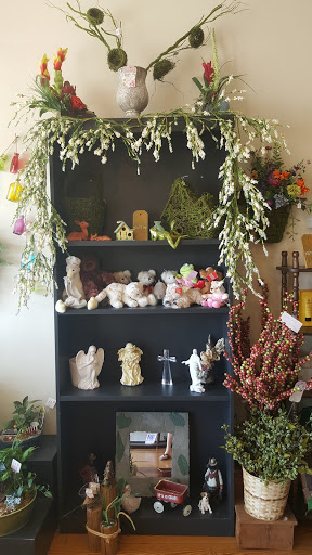 Florist «Shananne Cain Florist Inc», reviews and photos, 123 N Central Ave, Umatilla, FL 32784, USA