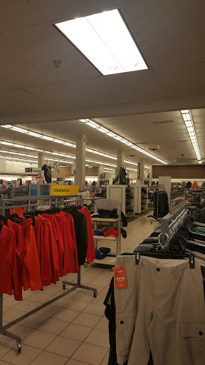 Clothing Store «Tillys», reviews and photos, 340 Inland Center Dr, San Bernardino, CA 92408, USA