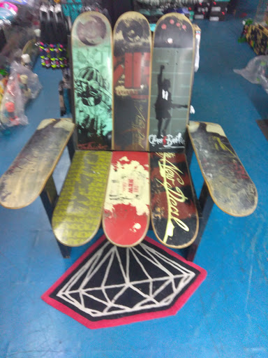 Skate Shop «Westside Skateshop», reviews and photos, 39332 US-19, Tarpon Springs, FL 34689, USA
