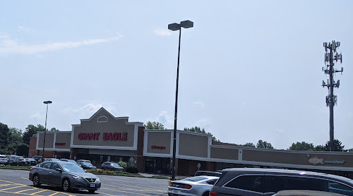 Supermarket «Giant Eagle Supermarket», reviews and photos, 21593 Lorain Rd, Fairview Park, OH 44126, USA