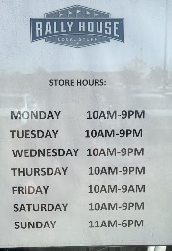 Sportswear Store «Rally House Rookwood», reviews and photos, 2705 Edmondson Rd, Cincinnati, OH 45209, USA