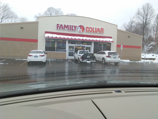 Dollar Store «FAMILY DOLLAR», reviews and photos, 1324 E Main St, Meriden, CT 06450, USA