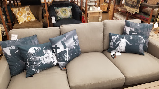 Furniture Store «Cost Plus World Market», reviews and photos, 4600 Shelbyville Rd Suite 607, Louisville, KY 40207, USA