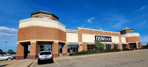 Shoe Store «DSW Designer Shoe Warehouse», reviews and photos, 12658 Riverdale Blvd, Coon Rapids, MN 55448, USA