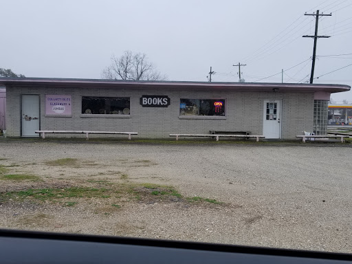 Book Store «The Bookstore», reviews and photos, 1602 Commerce St, Liberty, TX 77575, USA