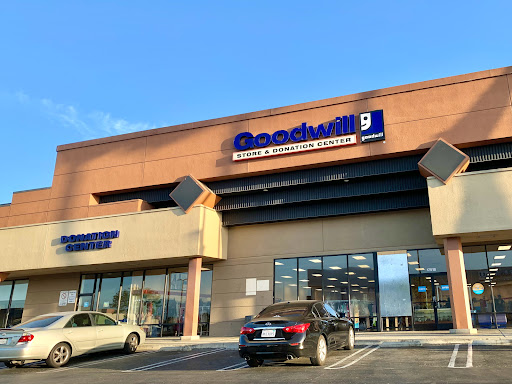 Goodwill, 17518 Colima Rd, Rowland Heights, CA 91748, USA, 