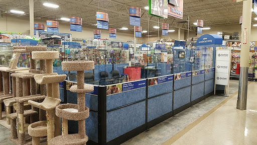 Pet Supply Store «PetSmart», reviews and photos, 950 Hanes Mall Blvd, Winston-Salem, NC 27103, USA