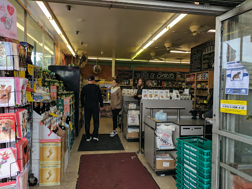 Grocery Store «Handy Market, Wine Store, Craft Beer Shop, Bottle Shop, Choice Meats», reviews and photos, 2514 W Magnolia Blvd, Burbank, CA 91505, USA