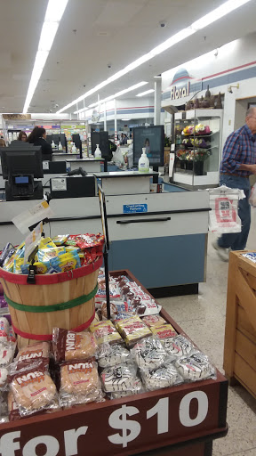Supermarket «Hy-Vee», reviews and photos, 1210 Washington St, Chillicothe, MO 64601, USA