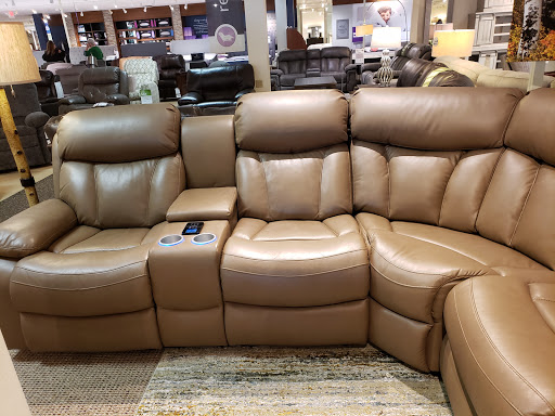 Furniture Store «Levin Furniture», reviews and photos, 16960 Sprague Rd, Middleburg Heights, OH 44130, USA