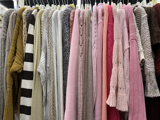 Thrift Store «Hope of the Valley Rescue Mission Thrift Store», reviews and photos, 18167 Chatsworth St, Granada Hills, CA 91344, USA