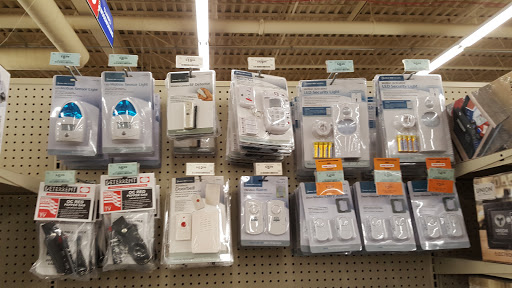 Hardware Store «Harbor Freight Tools», reviews and photos, 32706 John R Rd, Madison Heights, MI 48071, USA
