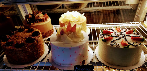 Bakery «Thomas Cake Shop», reviews and photos, 5065 Livernois Rd, Troy, MI 48098, USA