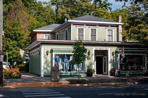 Wine Store «Wine Sellers of Saugatuck», reviews and photos, 247 Butler St, Saugatuck, MI 49453, USA