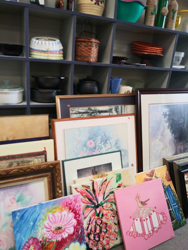 Non-Profit Organization «Second Hand Rose Resale Shop», reviews and photos