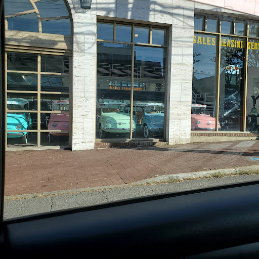 Used Car Dealer «Carriage House Motor Cars», reviews and photos, 25 Railroad Ave, Greenwich, CT 06830, USA