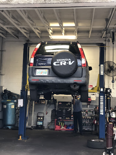 Auto Repair Shop «Meineke Car Care Center», reviews and photos, 7625 University Blvd, Winter Park, FL 32792, USA