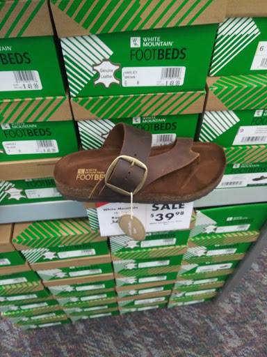 Shoe Store «Shoe Carnival», reviews and photos, 466 Pinnacle Pkwy, Bristol, TN 37620, USA