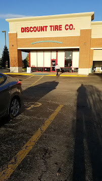 Discount Tire - Photo 2 - Car repair in Bolingbrook, IL, Aurora