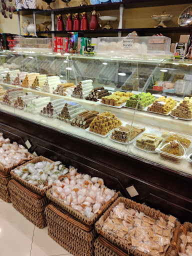 Grocery Store «Baraka Halal Restaurant», reviews and photos, 76 Gould Ave, Paterson, NJ 07503, USA