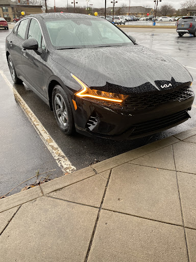 Kia Dealer «Matt Castrucci Kia», reviews and photos, 3013 Mall Park Dr, Dayton, OH 45459, USA