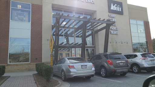Camping Store «REI», reviews and photos, 3334 W Friendly Ave #140, Greensboro, NC 27410, USA