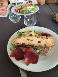 Plats et boissons du Restaurant français Restaurant Le Panoramic à Ozon - n°3