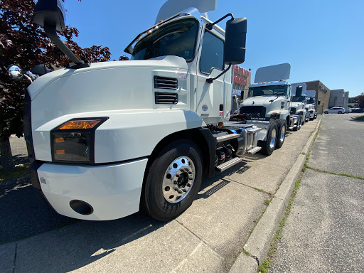 Ford Dealer «Gabrielli Ford Truck Sales and Service», reviews and photos, 3200 Horseblock Road, Medford, NY 11763, USA