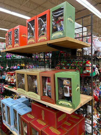 Furniture Store «Cost Plus World Market», reviews and photos, 3888 Oak Lawn Ave #111, Dallas, TX 75219, USA