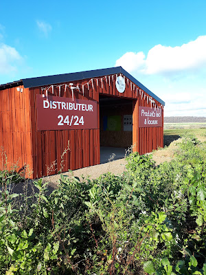 Distributeur - La Case Bio à Marconne