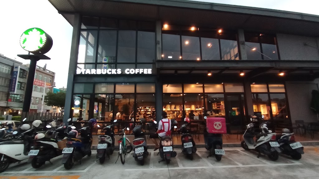 屏東縣屏東市 STARBUCKS 星巴克(屏東自由門市) - 台灣餐廳推薦 手搖推薦 甜點推薦 買一送一 優惠訊息