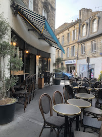 Atmosphère du Restaurant Bistro Poulette II | Le bar à Homard à Bordeaux - n°1