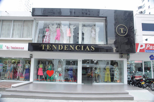 Stores to buy women's blouses Cartagena