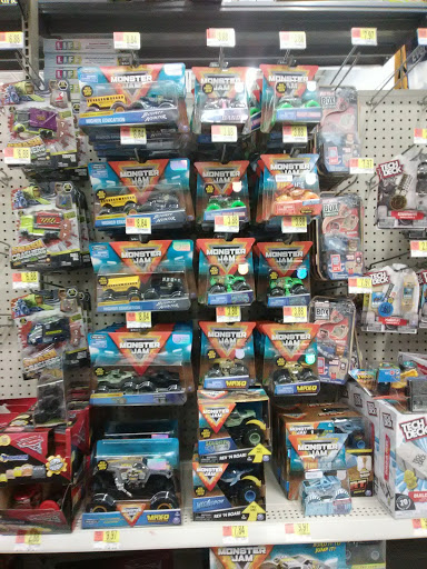 Department Store «Walmart Supercenter», reviews and photos, 2111 N Jackson St, Tullahoma, TN 37388, USA