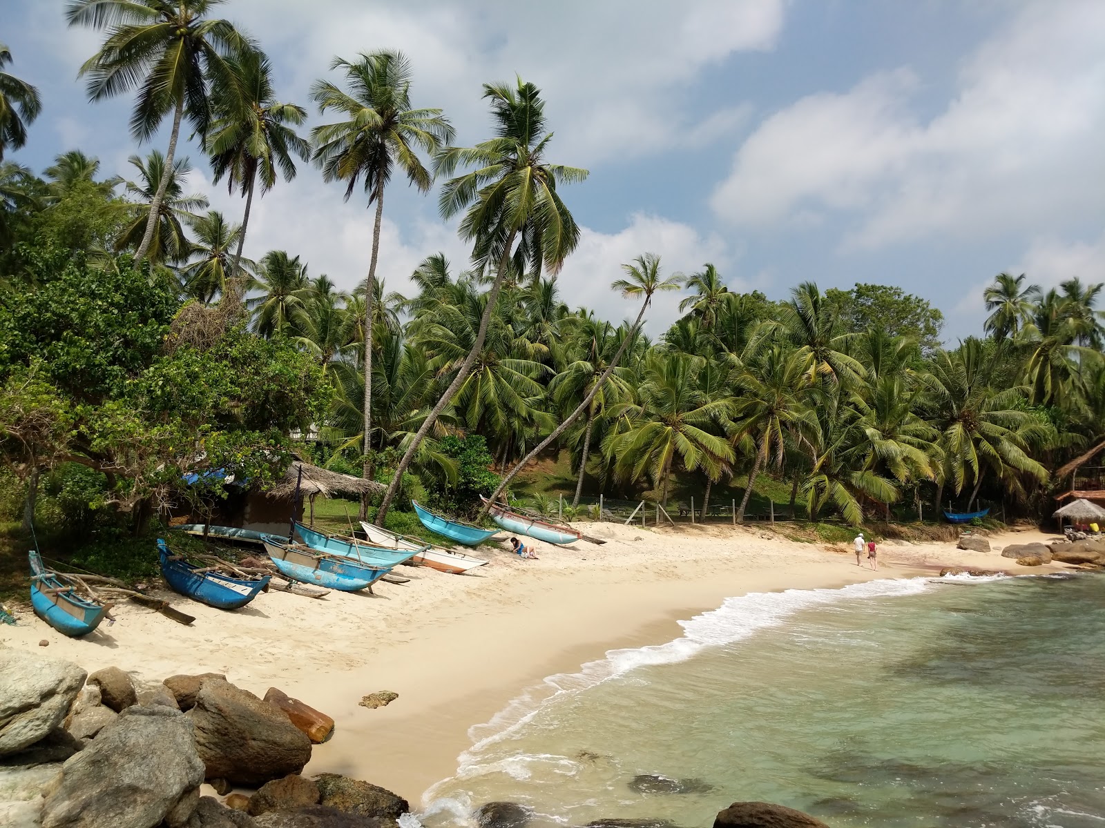 Foto von Goyambokka Beach mit beiger sand Oberfläche