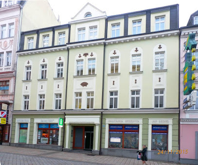 Recom Reality s.r.o. - reality, prodej nemovitostí, prodej domů, prodej bytů, pronájem nemovitostí Karlovy Vary