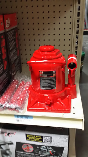 Home Improvement Store «Tractor Supply Co.», reviews and photos, 6818 S Scatterfield Rd, Anderson, IN 46013, USA