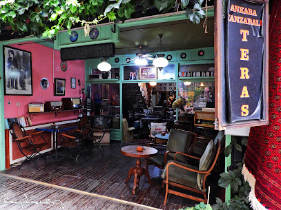 Vintage&Plak Teras Cafe