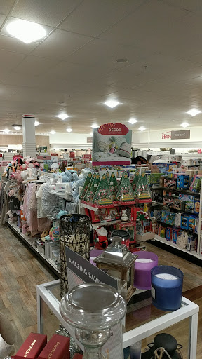 Department Store «HomeGoods», reviews and photos, 1945 W Lumsden Rd, Brandon, FL 33511, USA
