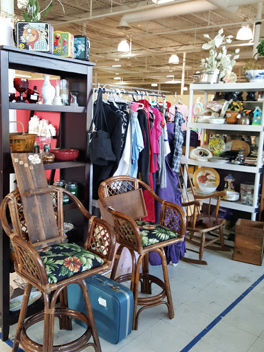 Flea Market «Trader Buck’s Flea Markets», reviews and photos, 1659 Eastway Dr, Crawfordsville, IN 47933, USA