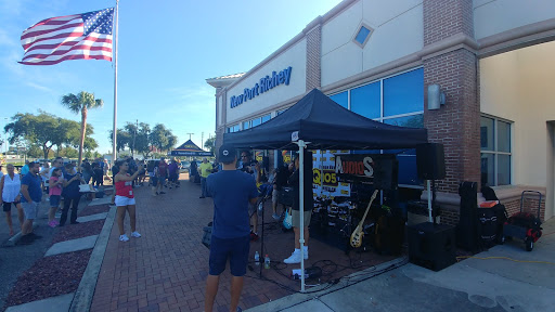 Hyundai Dealer «Hyundai of New Port Richey», reviews and photos, 3936 U.S. 19, New Port Richey, FL 34652, USA