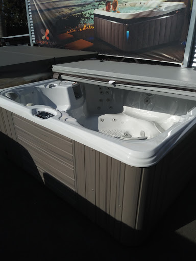 O.C. Spas & Hottubs