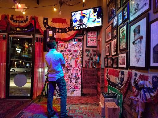 Wine Bar «Naked Vine», reviews and photos, 1624 Clarkson Rd, Chesterfield, MO 63017, USA