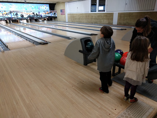 Bowling Alley «222 Dutch Lanes», reviews and photos, 4311 Oregon Pike, Ephrata, PA 17522, USA